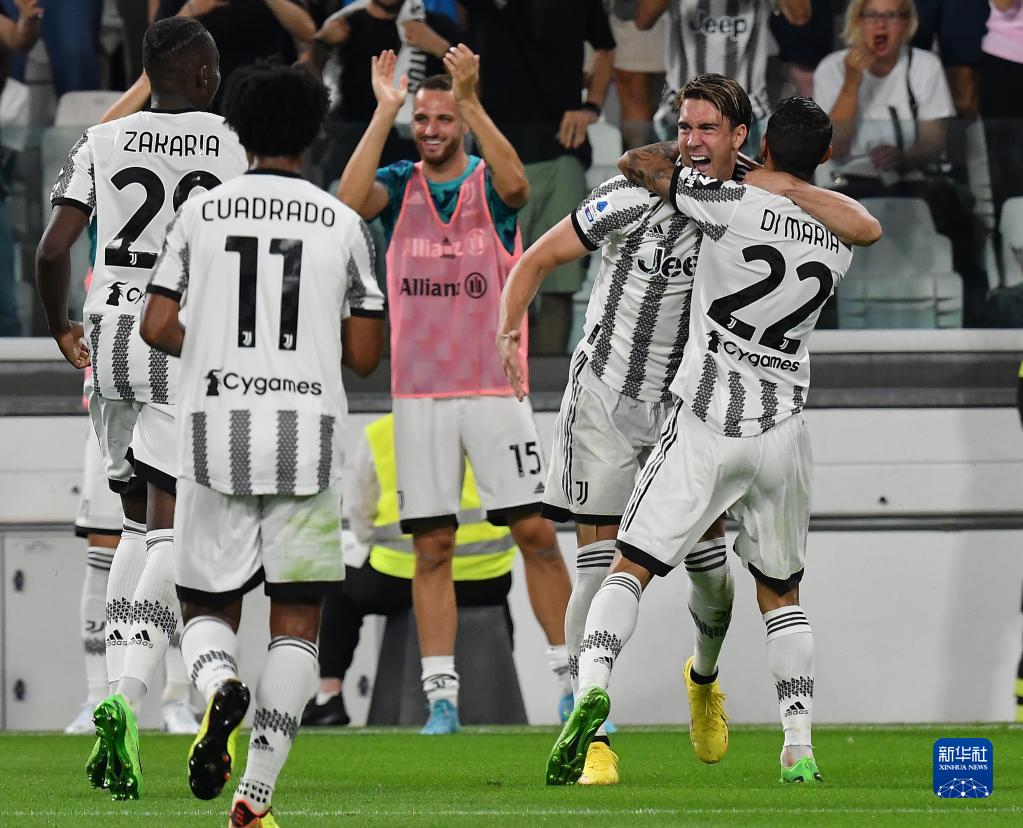 【爆款新游】像素塔防DBG，或称为SLG下一个新方向？-《9 Kings》产品分析