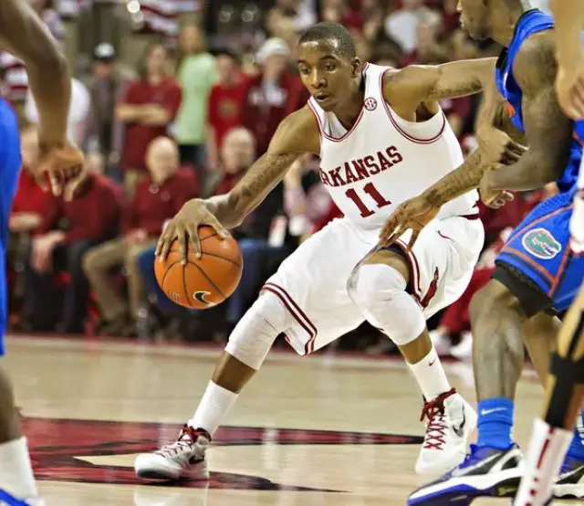 国王杯-姆巴佩破门恩德里克双响 皇马5-2塞尔塔