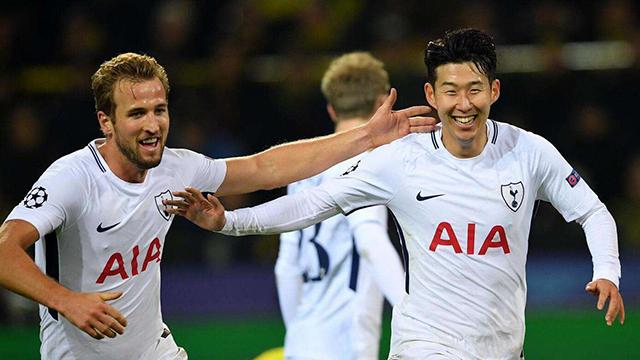 遭巴萨压制5年+20战20负丢81球！皇马女足争议3-1翻身 裁判明着黑